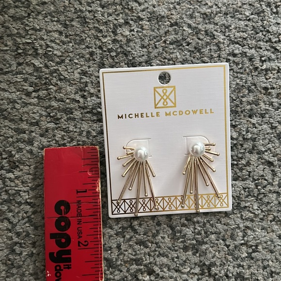Michelle McDowell Kae earrings - Picture 2 of 3